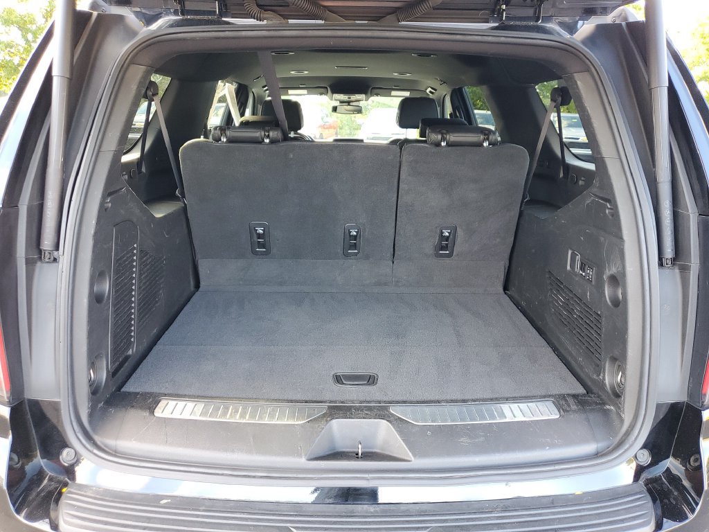 Certified 2023 Chevrolet Suburban RST w/ Luxury Package AWD/4WD image 29