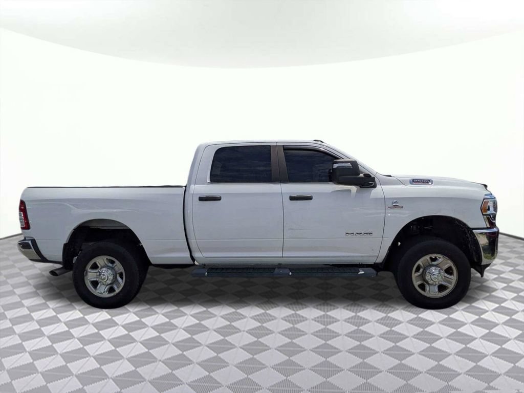 Used 2024 RAM 2500 Big Horn AWD/4WD image 2