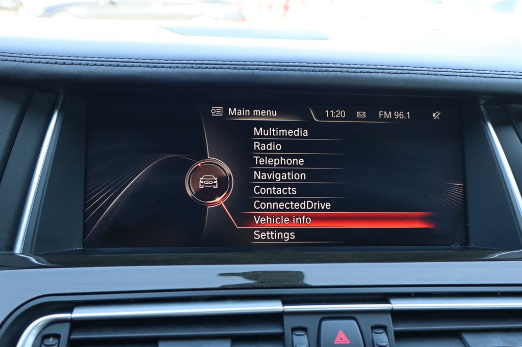 Used 2015 BMW 750Li RWD image 26