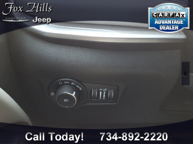 Used 2024 Jeep Compass Limited AWD/4WD image 16