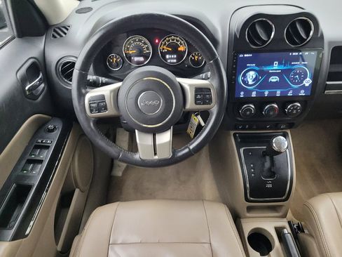 Used 2015 Jeep Patriot Limited FWD image 22