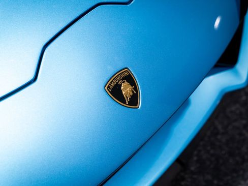 Used 2023 Lamborghini Huracan Tecnica image 13