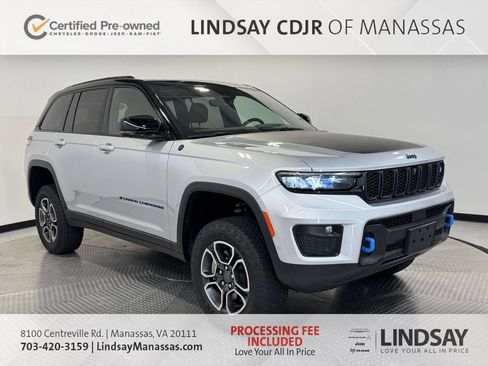 Used 2024 Jeep Grand Cherokee Trailhawk w/ Advanced Protech Group II AWD/4WD image 1