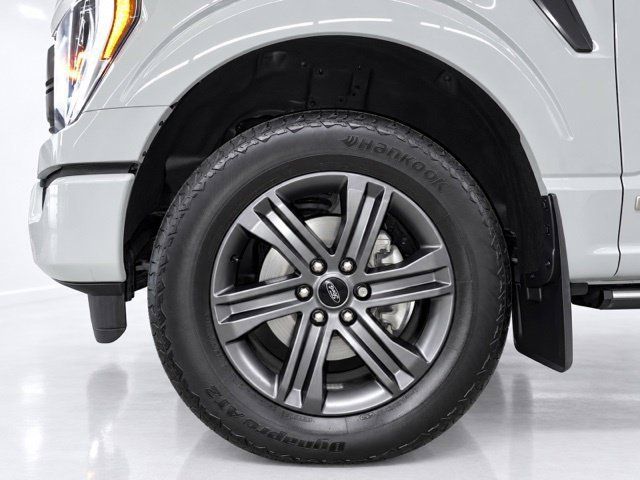 Used 2023 Ford F150 Lariat w/ Equipment Group 502A High AWD/4WD image 9