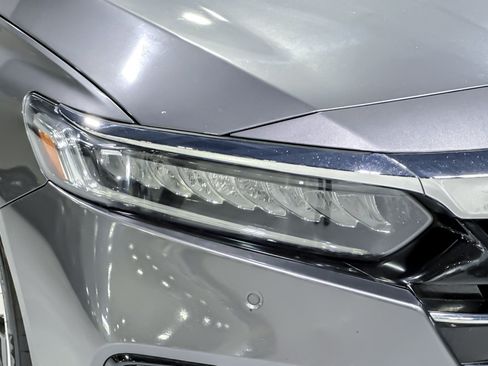 Used 2021 Honda Accord EX-L image 12
