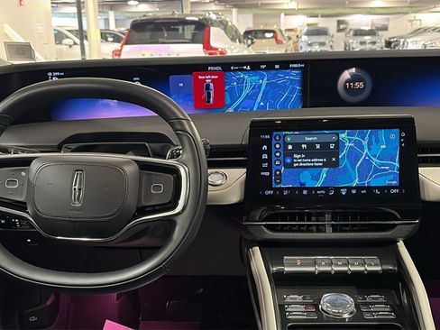 Used 2025 Lincoln Nautilus Premier w/ Equipment Group 102A image 29