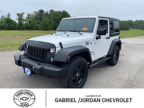 Used 2018 Jeep Wrangler Sport AWD/4WD image 1
