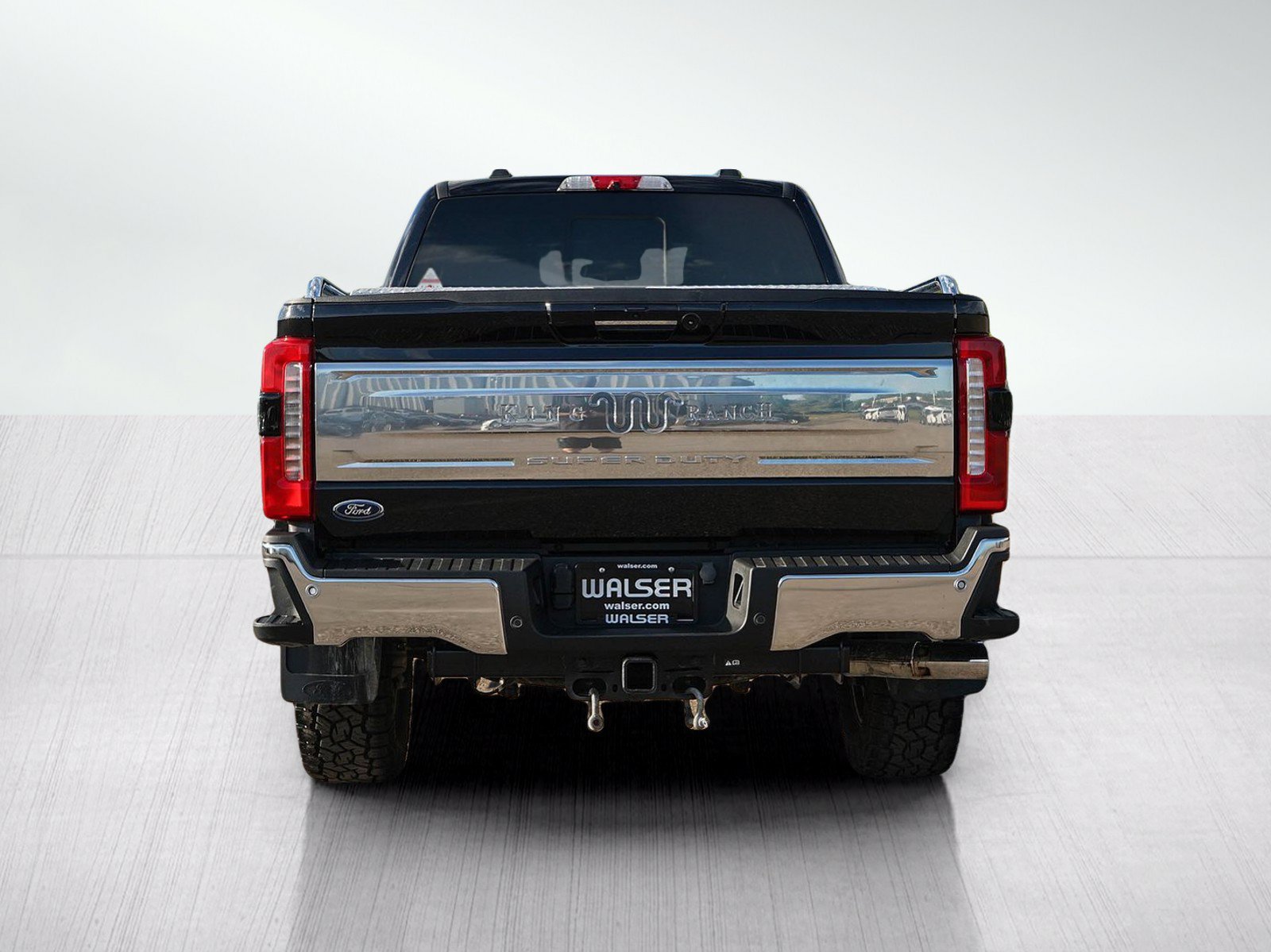 Used 2023 Ford F350 King Ranch AWD/4WD image 4