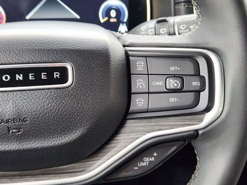 Used 2023 Jeep Wagoneer Series II image 19