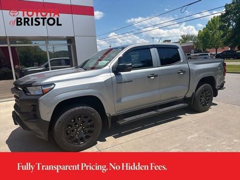 Used 2025 Chevrolet Colorado W/T w/ WT Custom Package RWD image 3
