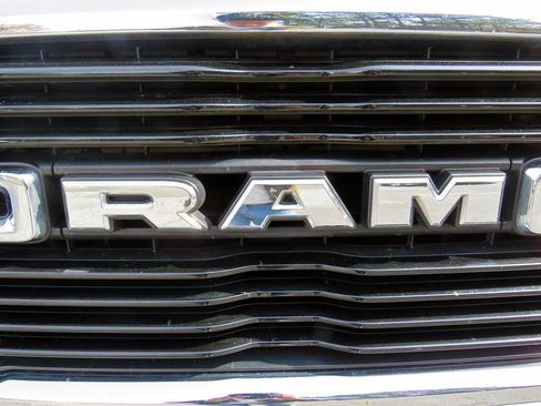 Used 2021 RAM 2500 Big Horn w/ Level 2 Equipment Group image 44
