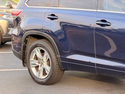 Used 2016 Toyota Highlander Limited FWD image 9
