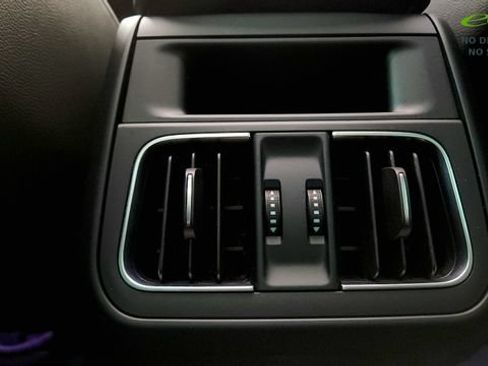 Used 2023 Maserati Grecale GT AWD/4WD image 55