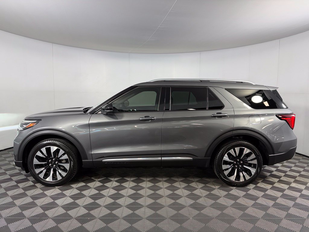 Used 2025 Ford Explorer Platinum w/ LUX Leather Package AWD/4WD image 11