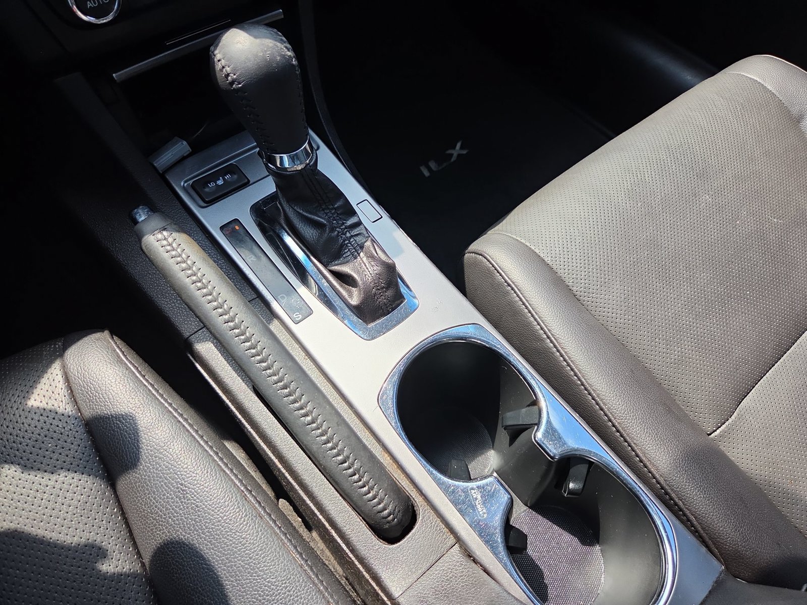 Used 2015 Acura ILX FWD image 15