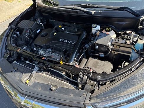 Certified 2022 Chevrolet Equinox LT image 33