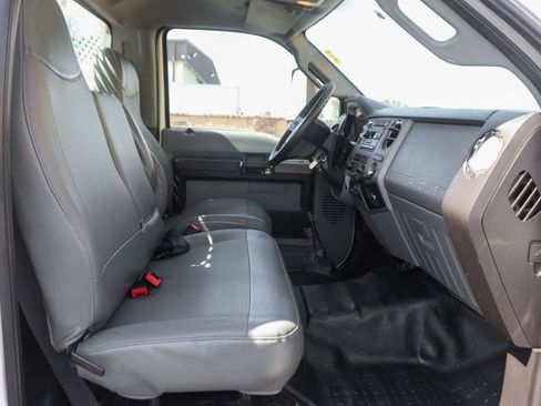 Used 2019 Ford F650 2WD Regular Cab Super Duty image 30