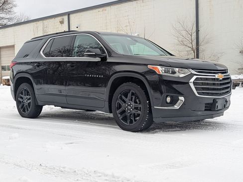 Used 2020 Chevrolet Traverse LT w/ Driver Confidence II Package image 5