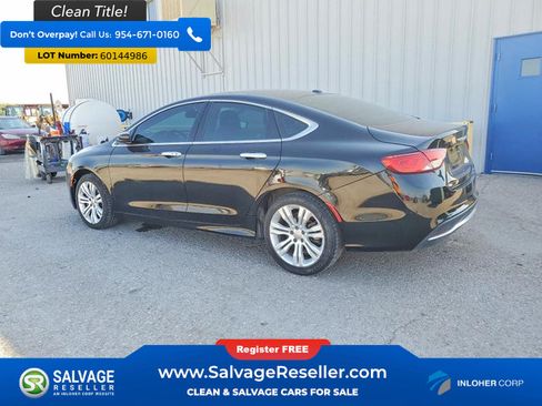 Used 2015 Chrysler 200 Limited w/ Convenience Group FWD image 3
