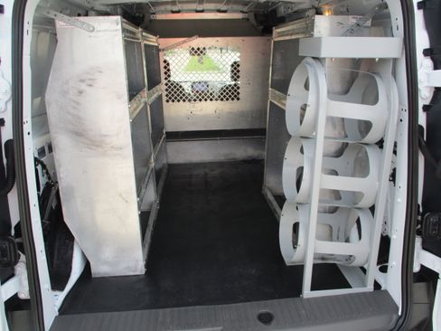 Used 2022 Ford Transit Connect XL image 19