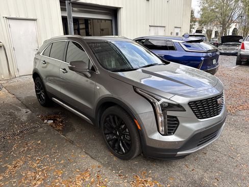 Used 2023 Cadillac XT4 Premium Luxury w/ Enhanced Visibility Package image 2