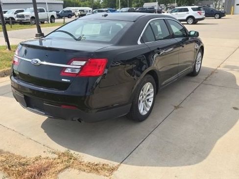 Used 2018 Ford Taurus Police Interceptor AWD image 4