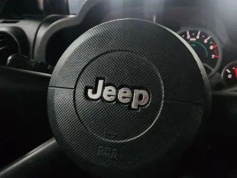 Used 2010 Jeep Wrangler Sport AWD/4WD image 22