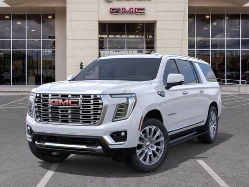 New 2026 GMC Yukon XL Denali w/ Denali Reserve Package image 6