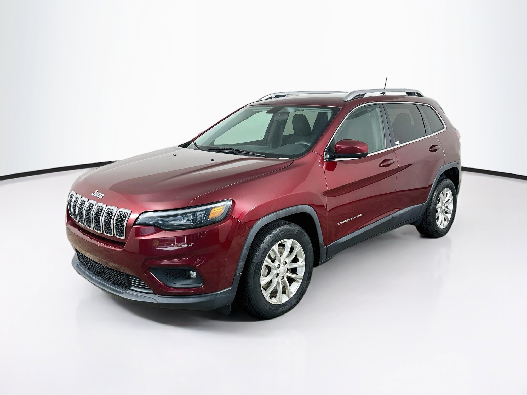 Used 2019 Jeep Cherokee Latitude w/ Popular Appearance Group FWD image 3