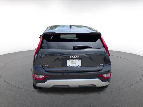 Used 2026 Kia Niro LX FWD image 11