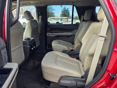 Used 2020 Ford Expedition Limited w/ Equipment Group 301A image 14