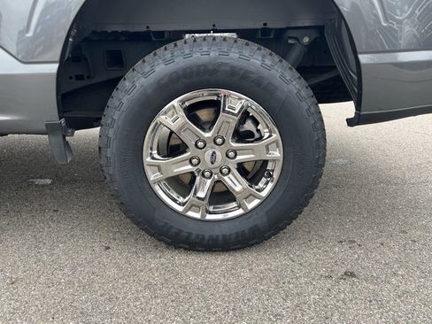 Certified 2022 Ford F150 XLT w/ Equipment Group 302A High image 20