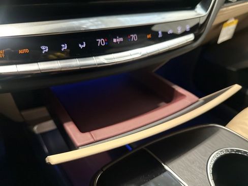 New 2024 Cadillac Lyriq Sport w/ Nappa Leather Package image 41