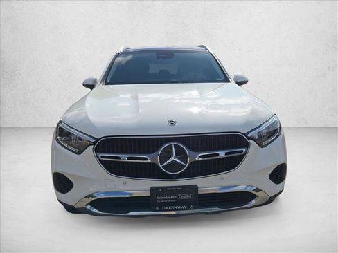 Used 2023 Mercedes-Benz GLC 300 4MATIC image 2