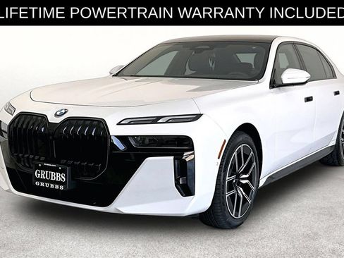 Used 2026 BMW 740i RWD image 14