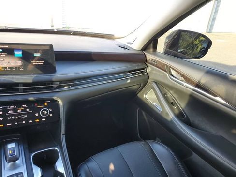 Used 2023 INFINITI QX60 Sensory w/ Cargo Package FWD image 13