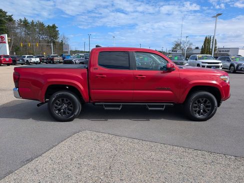Used 2021 Toyota Tacoma SR5 w/ SR5 Appearance Package (SM) image 7