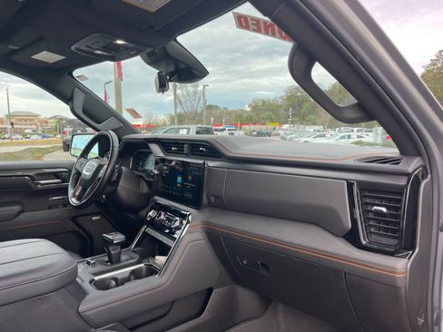 Used 2023 GMC Sierra 1500 AT4 w/ AT4 Premium Package image 30