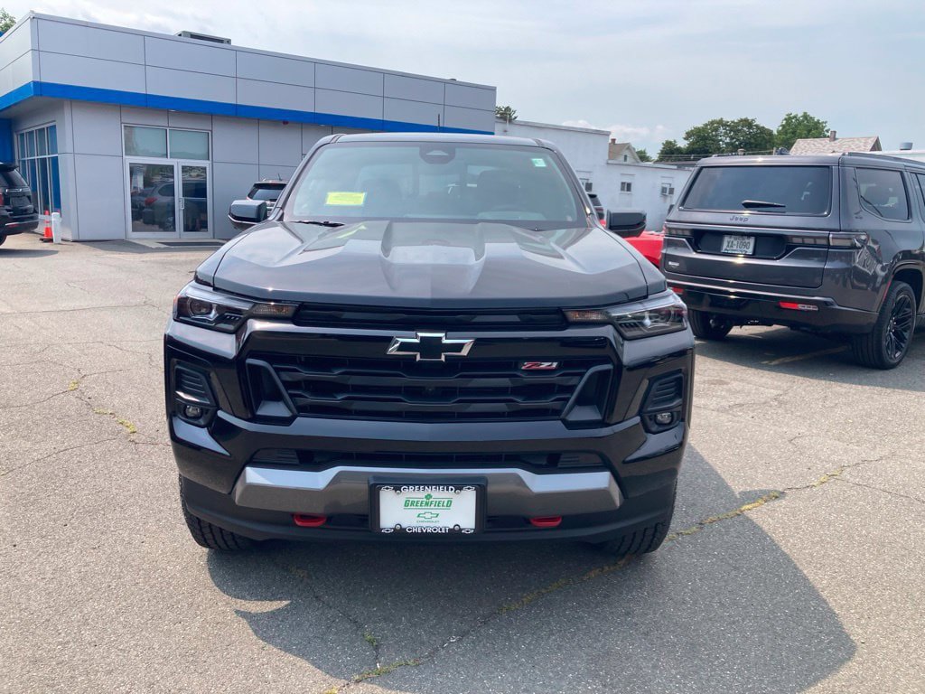 New 2026 Chevrolet Colorado Z71 w/ Technology Package AWD/4WD image 2