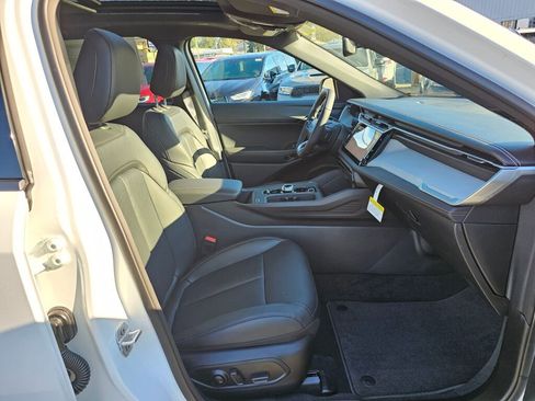 New 2026 Jeep Cherokee Laredo image 12