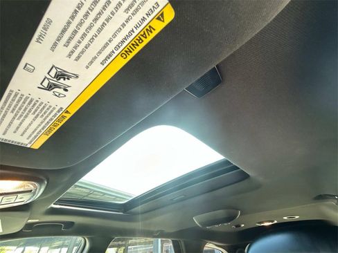 Used 2023 Dodge Durango R/T image 40