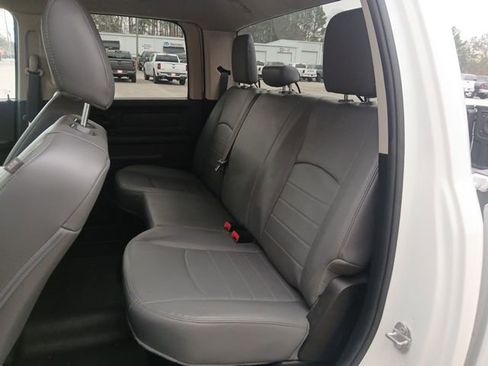 Used 2018 RAM 2500 Tradesman w/ Chrome Appearance Group image 14