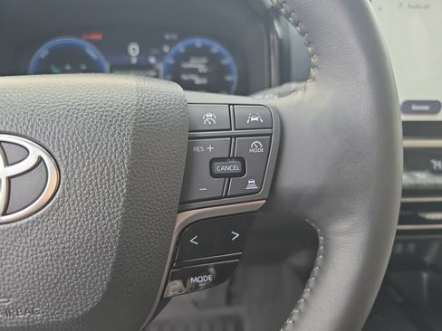 Certified 2025 Toyota Camry XLE AWD/4WD image 20