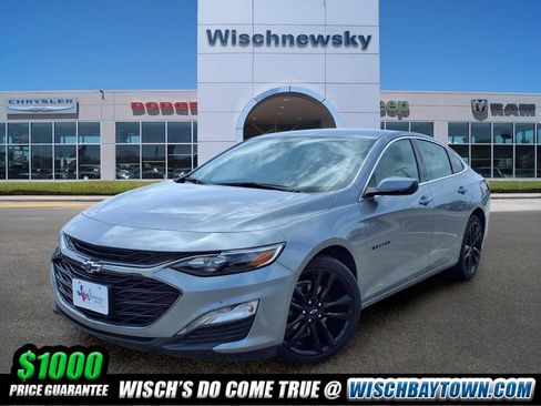 Used 2025 Chevrolet Malibu LT w/ Sport Edition FWD image 1