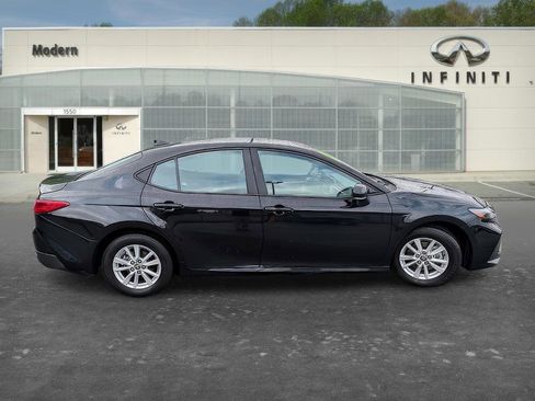 Used 2025 Toyota Camry LE FWD image 3