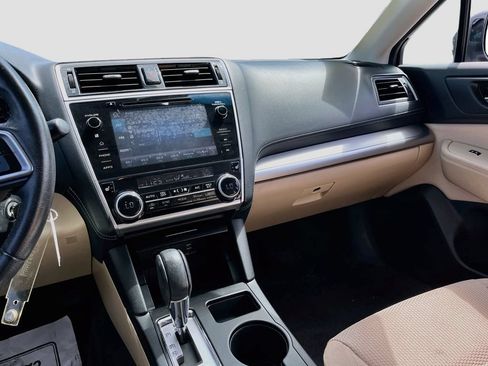 Used 2019 Subaru Outback 2.5i Premium AWD/4WD image 22