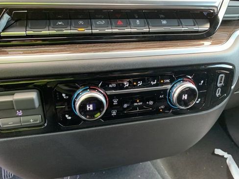 New 2026 GMC Sierra 1500 Elevation image 24