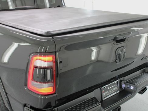 Used 2020 RAM 1500 Limited w/ Black Appearance Package image 20