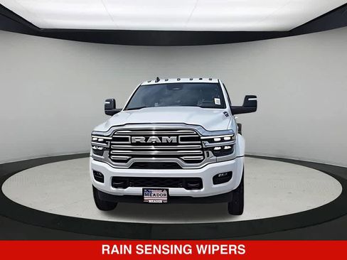 New 2026 RAM 4500 4x4 Crew Cab DRW w/ Laramie Trim Package image 4