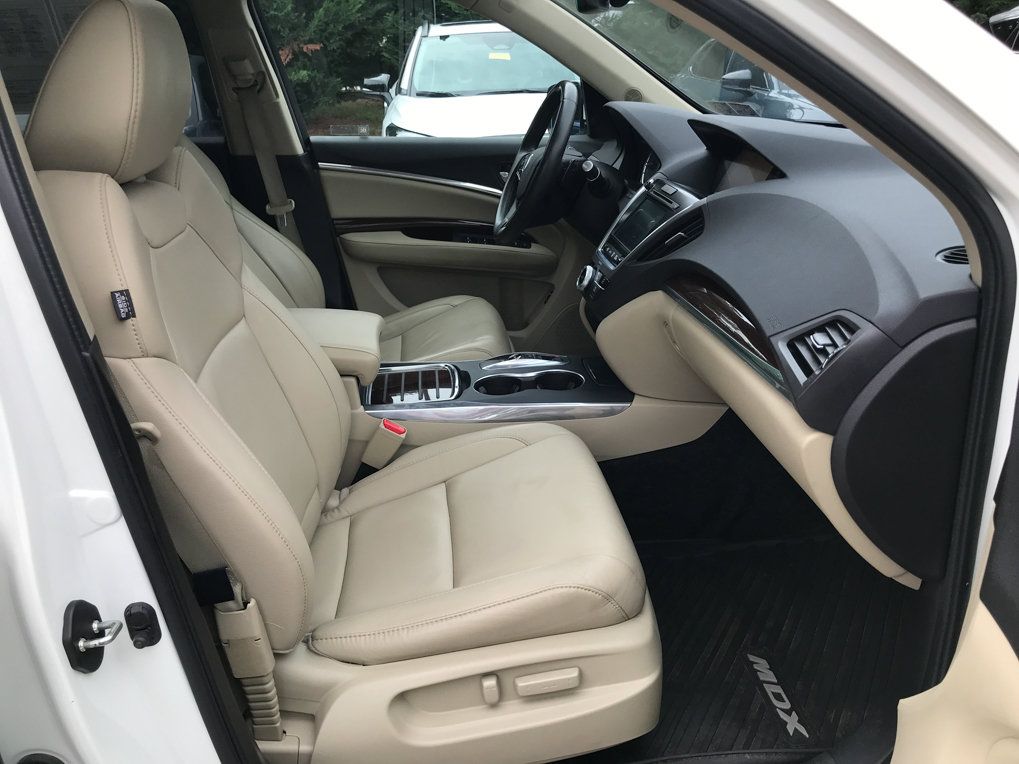 Used 2016 Acura MDX w/ Technology Package AWD/4WD image 31